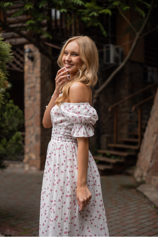 Модель №1019 рожева квітка з чорним  1019 зображення 2210